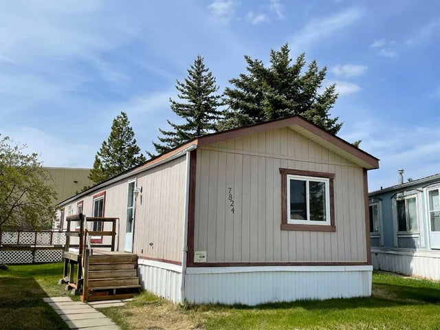 7824 97 Avenue, Peace River