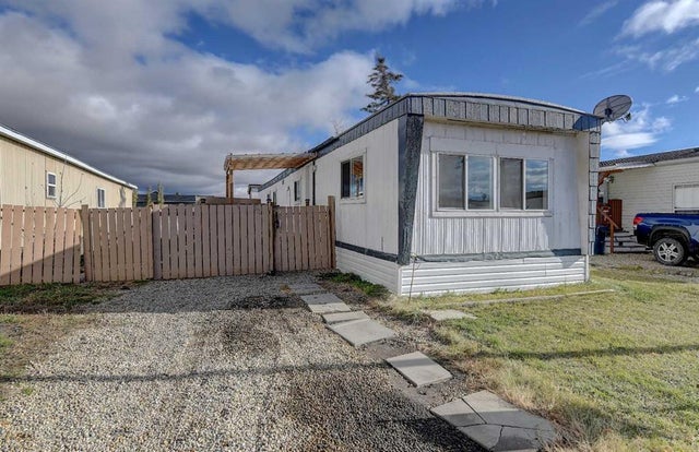 50, 9824 104 Avenue, Clairmont