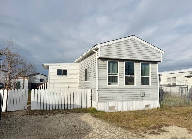 45 Evergreen Trailer Park, Whitecourt