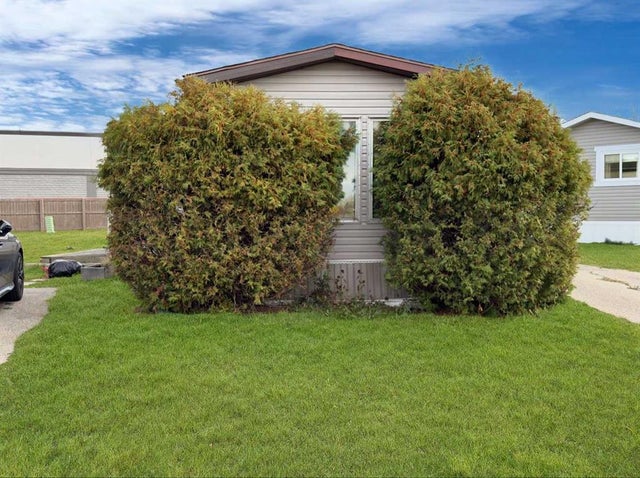 132, 8060 100 Street, Grande Prairie
