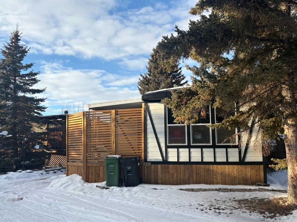 429, 3223 83 Street Nw, Calgary