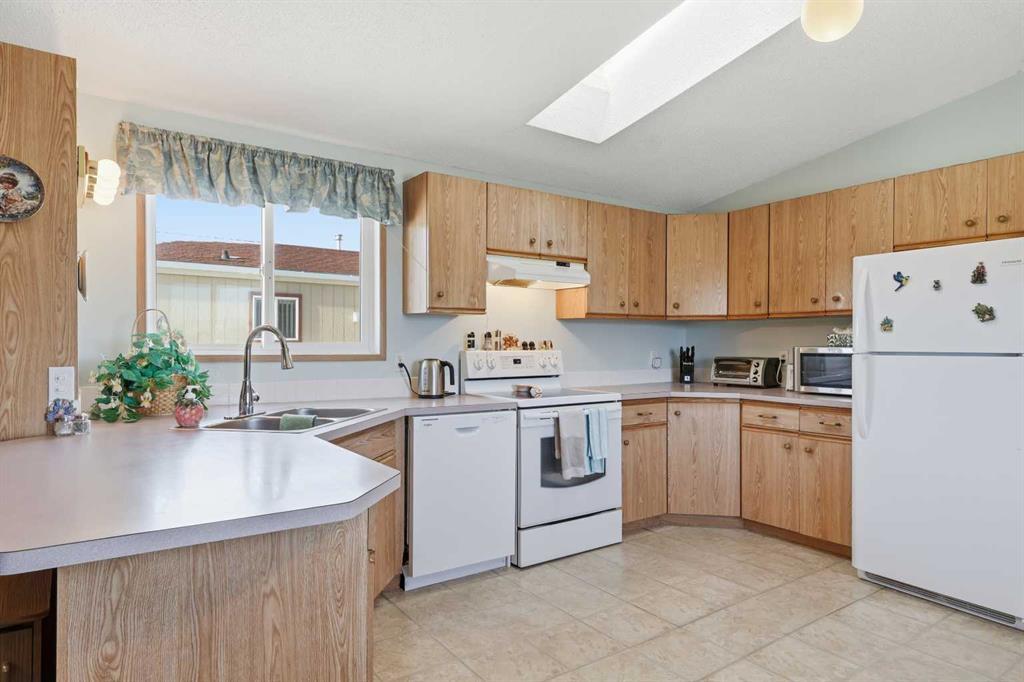 1, 900 Ross Street, Crossfield