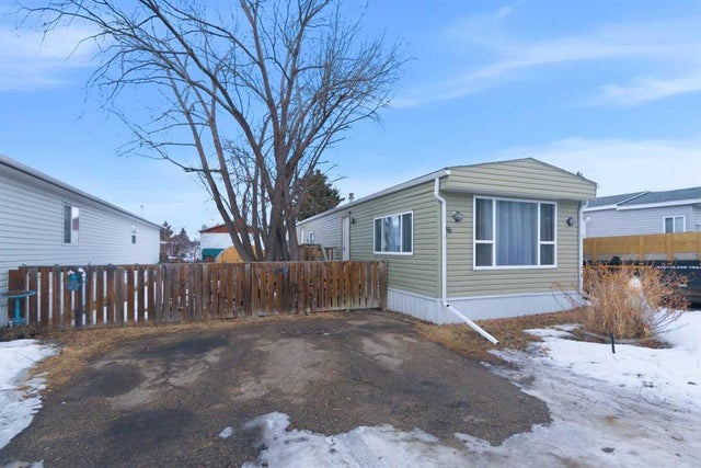 #36, 5344 76 Street, Red Deer
