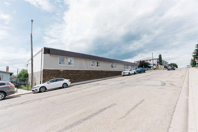 1-19 (no 3 Or 13), 4940 49 Street, Rocky Mountain House