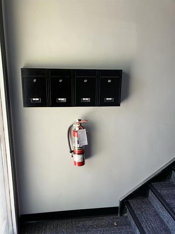 2619 16 Street Southwest, Calgary – Multi-Family 4 plex Listing Photo 4