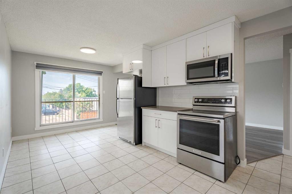 424 Sabrina Road Southwest, Calgary – Multi-Family 4 plex Listing Photo 5