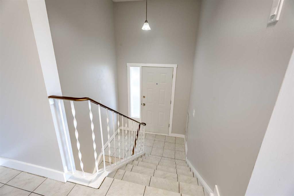 424 Sabrina Road Southwest, Calgary – Multi-Family 4 plex Listing Photo 8