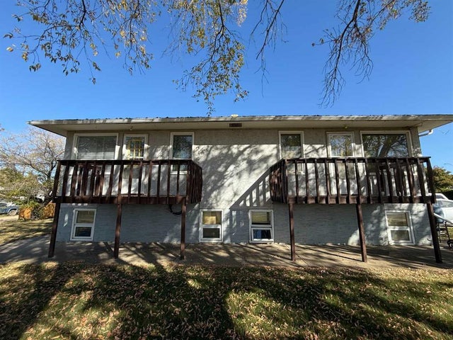 3904 42 Street, Ponoka