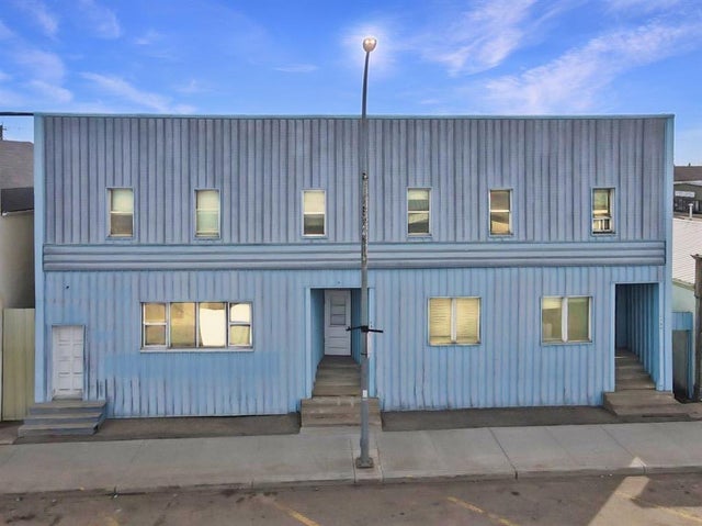 # 1-6, 5109 50th Street, High Prairie