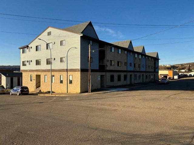 101-215, 10118 100 Avenue, Peace River