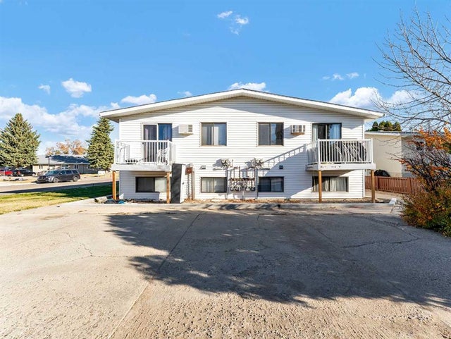 39 Cairns Way Se, Medicine Hat