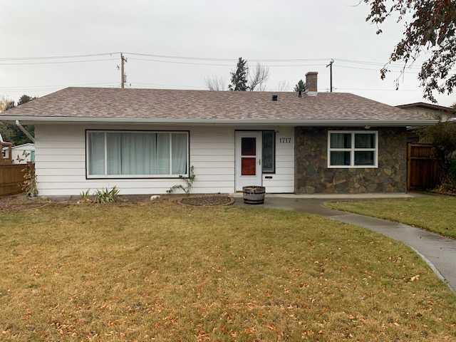 1717 13 Avenue N, Lethbridge