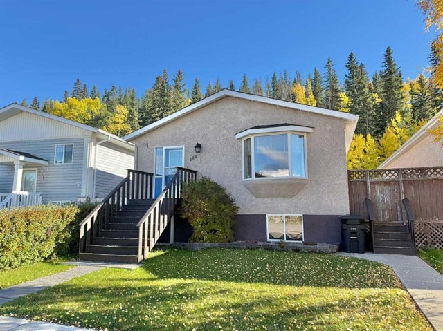 388 Boutin Avenue, Hinton