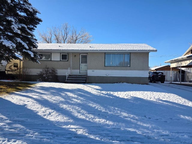 111 Tamarack Drive, Hinton