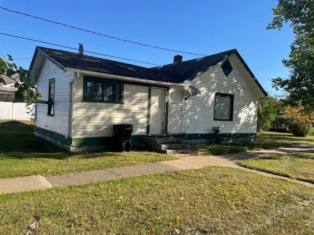 11304 102 Ave, Fairview