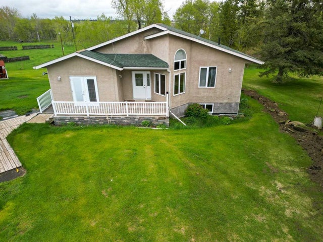 3402 3 Township Road 392, Rural Lacombe County