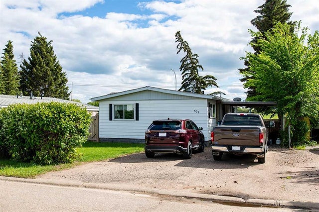 509 2 Avenuecrescent, Wainwright