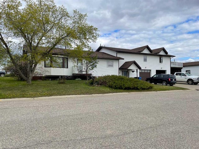 10929 114 Street, Fairview