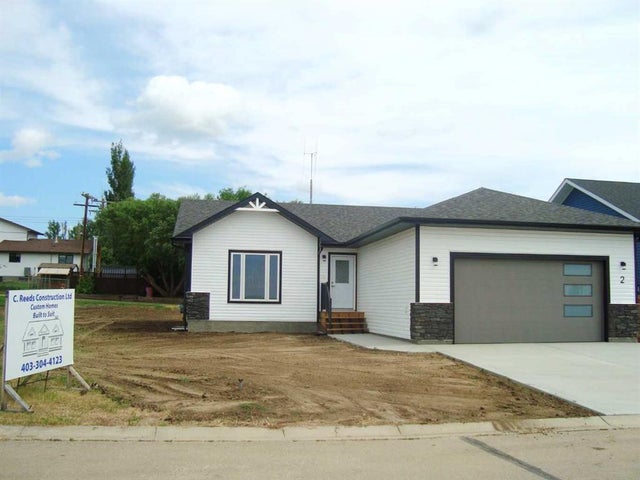 2 Evron Place, Trochu
