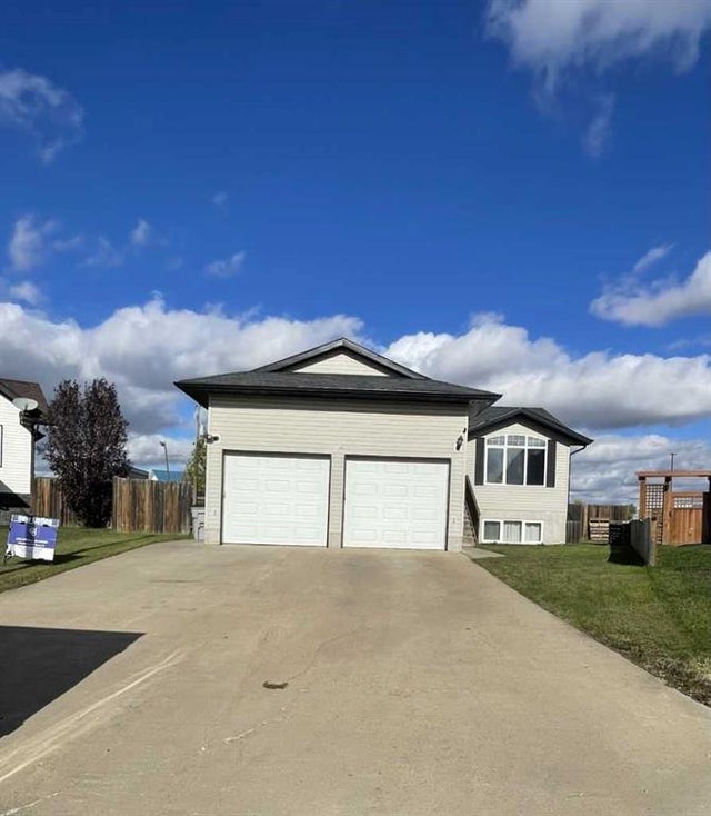 1145 25 Street, Wainwright