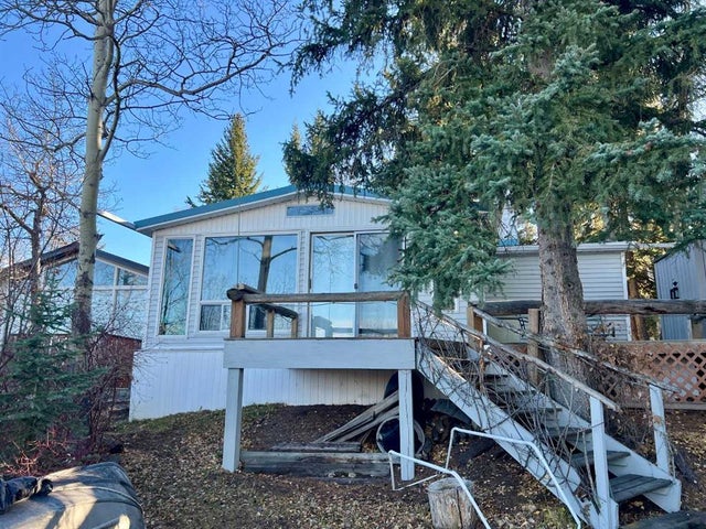 4 Lee Lake Road, Rural Pincher Creek No. 9, M.D. of