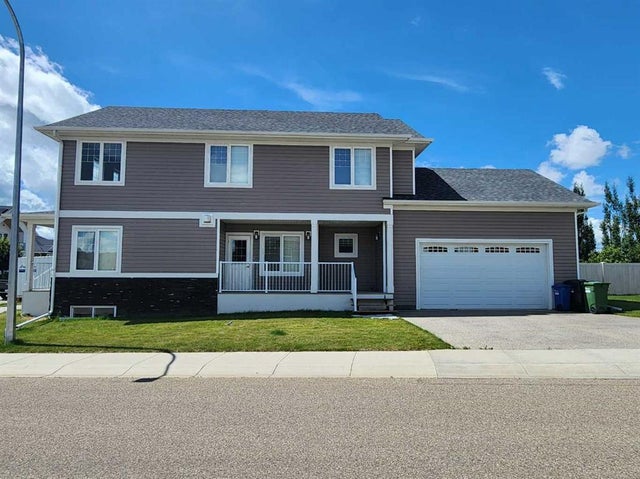 2 Garrison Place, Red Deer