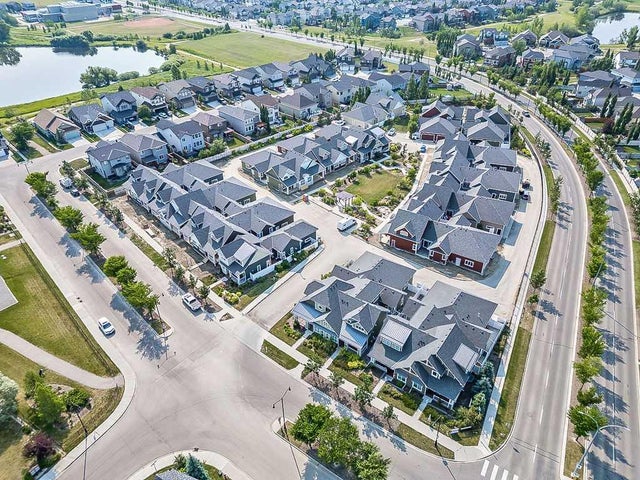 Photo for MLS®# A2182712 - home for sale at 50 Drake Landing Square, Drake Landing, Okotoks Alberta