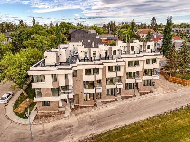 Photo for MLS®# A2183080 - home for sale at 2305 13 Street Northwest, Capitol Hill, Calgary Alberta