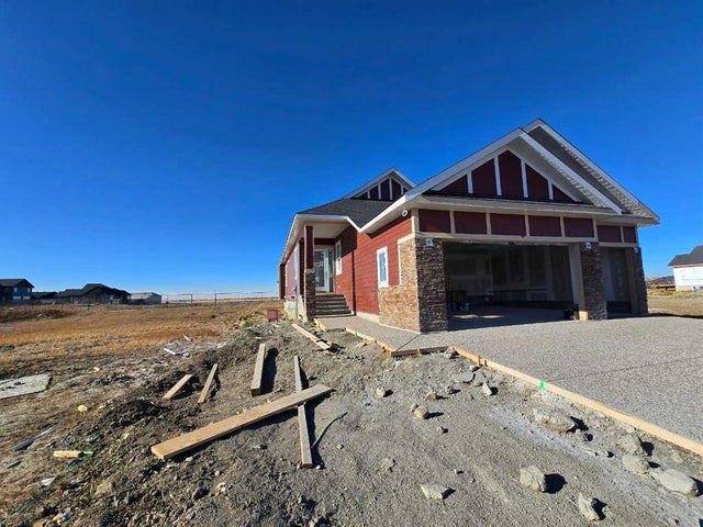 376 Muirfield Crescent, Lyalta