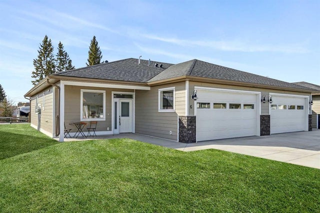 6, 610 4 Avenue Sw, Sundre