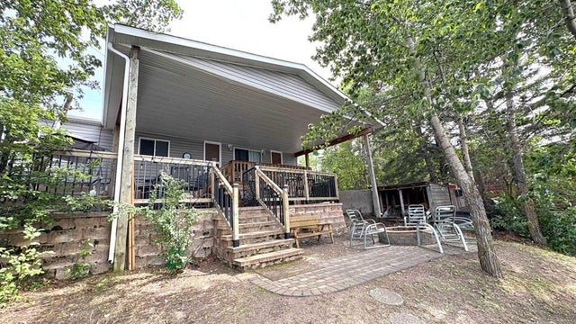 44 Clear Lake, Rural Wainwright No. 61, M.D. of