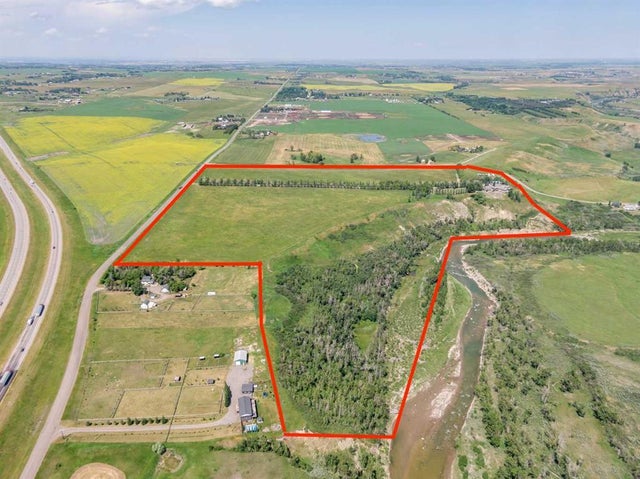 354032 80 Street E, Rural Foothills County