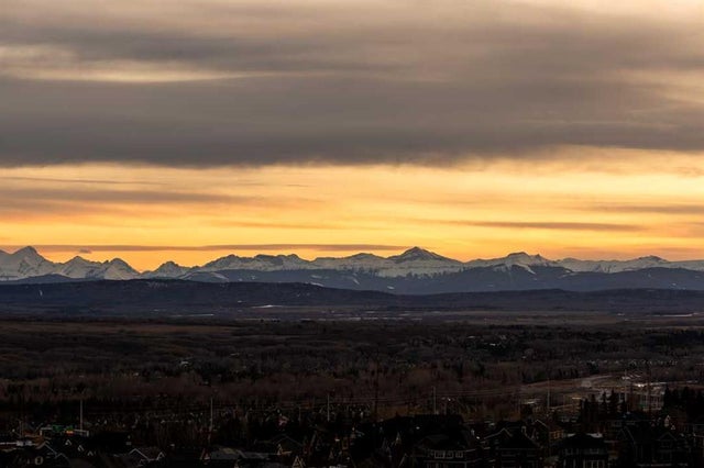 Real Estate Listing in Springbank Hill, Calgary