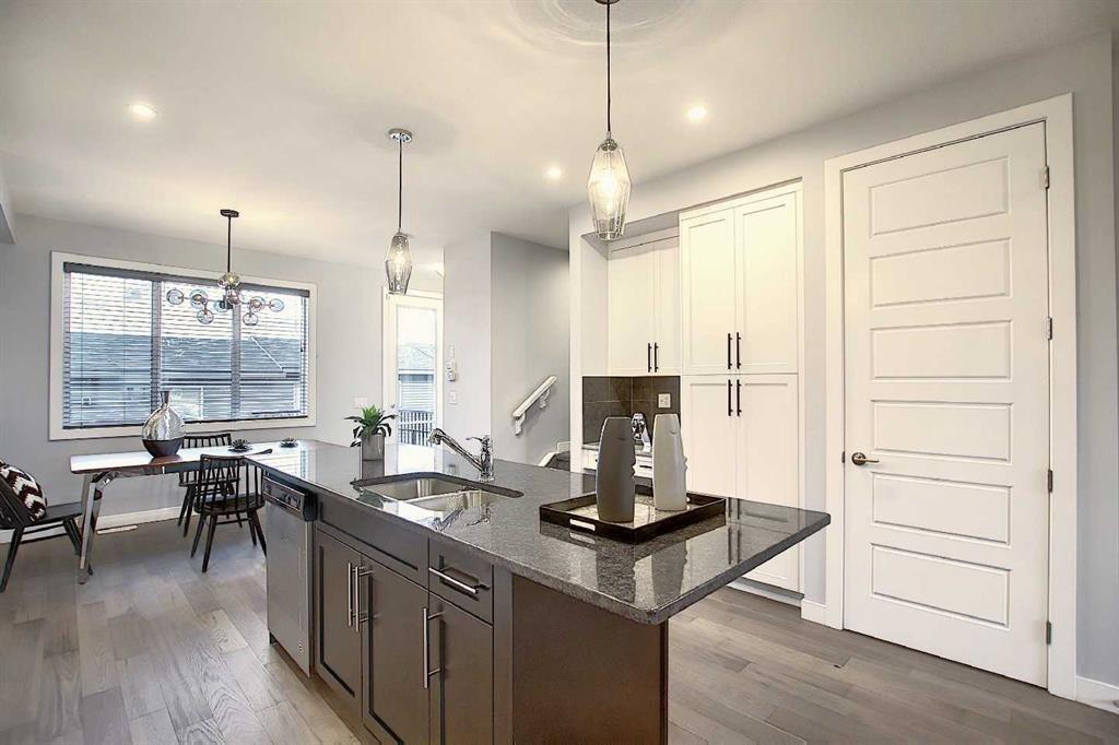 322 Sundown Road, Cochrane – Residential Row/Townhouse Listing Photo 7