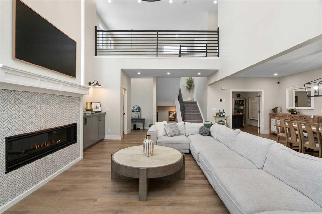 116 Centre Avenue Ne Airdrie Alberta T4B 0B4 The Village Home For Sale