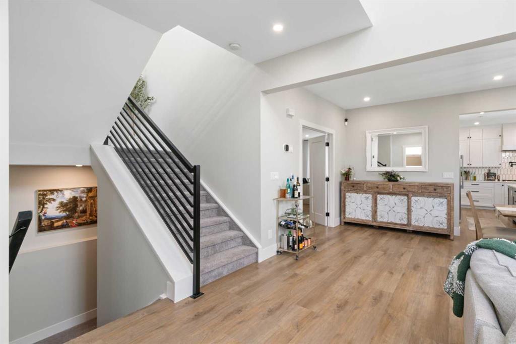 116 Centre Avenue Ne Airdrie Alberta T4B 0B4 The Village Home For Sale