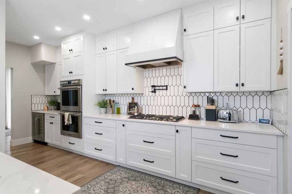 116 Centre Avenue Ne Airdrie Alberta T4B 0B4 The Village Home For Sale