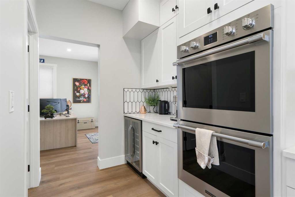 116 Centre Avenue Ne Airdrie Alberta T4B 0B4 The Village Home For Sale