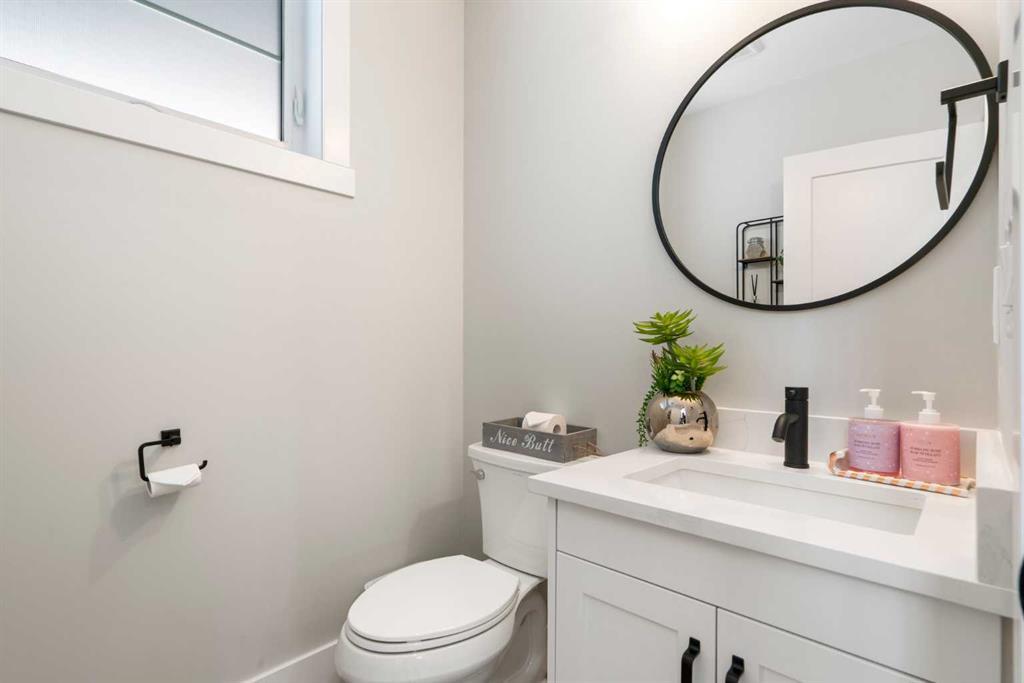 116 Centre Avenue Ne Airdrie Alberta T4B 0B4 The Village Home For Sale