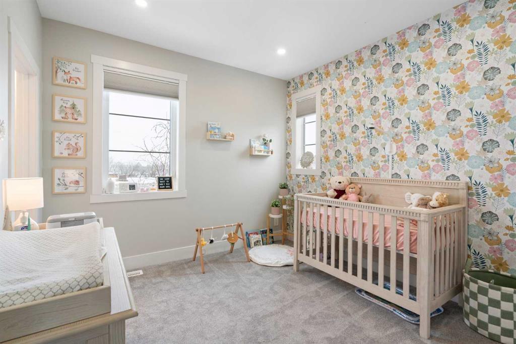 116 Centre Avenue Ne Airdrie Alberta T4B 0B4 The Village Home For Sale