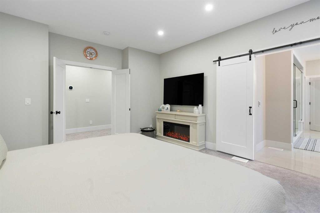 116 Centre Avenue Ne Airdrie Alberta T4B 0B4 The Village Home For Sale