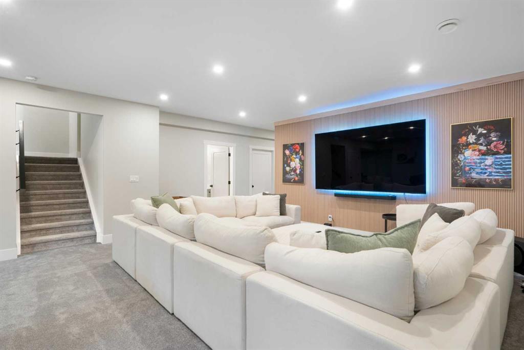 116 Centre Avenue Ne Airdrie Alberta T4B 0B4 The Village Home For Sale