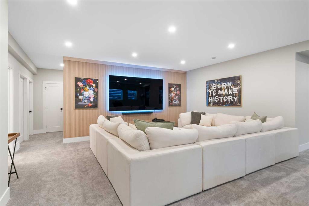 116 Centre Avenue Ne Airdrie Alberta T4B 0B4 The Village Home For Sale