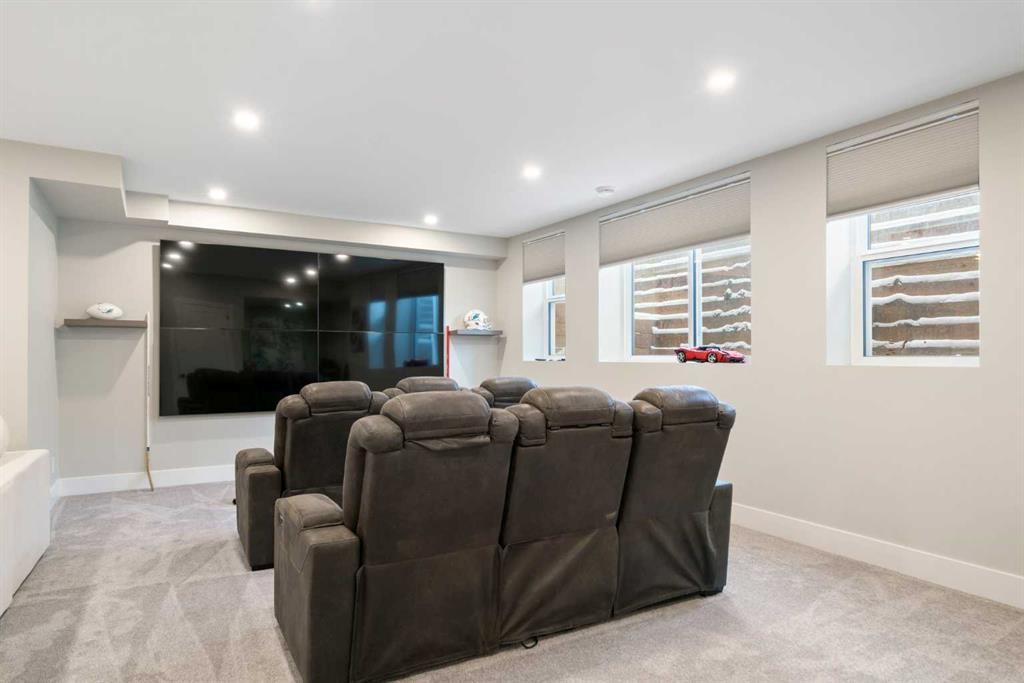 116 Centre Avenue Ne Airdrie Alberta T4B 0B4 The Village Home For Sale