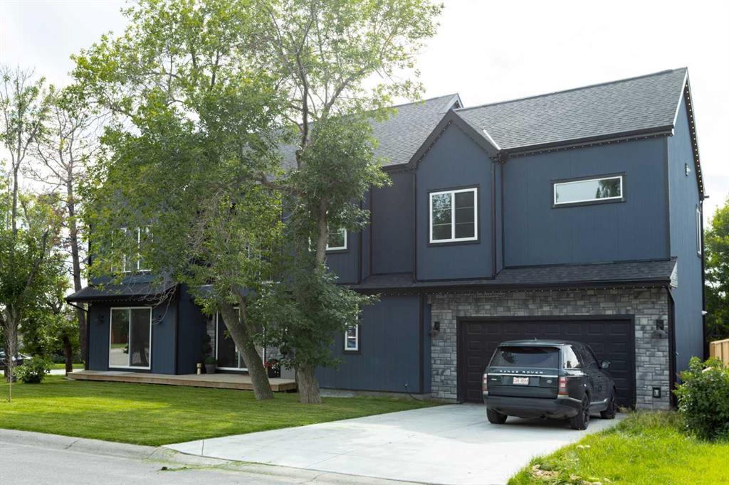 116 Centre Avenue Ne Airdrie Alberta T4B 0B4 The Village Home For Sale