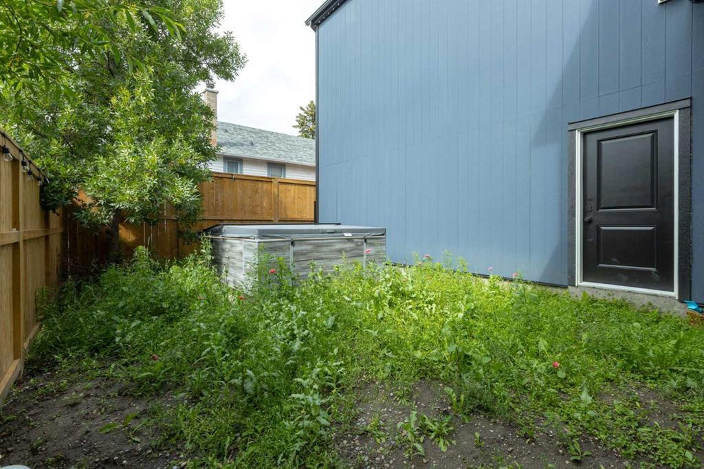 116 Centre Avenue Ne Airdrie Alberta T4B 0B4 The Village Home For Sale