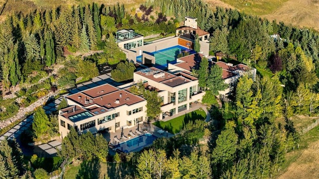 Rural Rocky View County Real Estate: Residential Property for Sale in Springbank