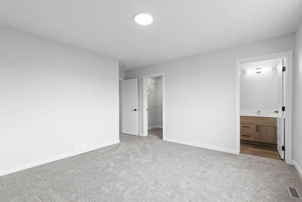 1025 Reynolds Crescent Sw Airdrie Alberta T4B 5L8 Coopers Crossing Home For Sale