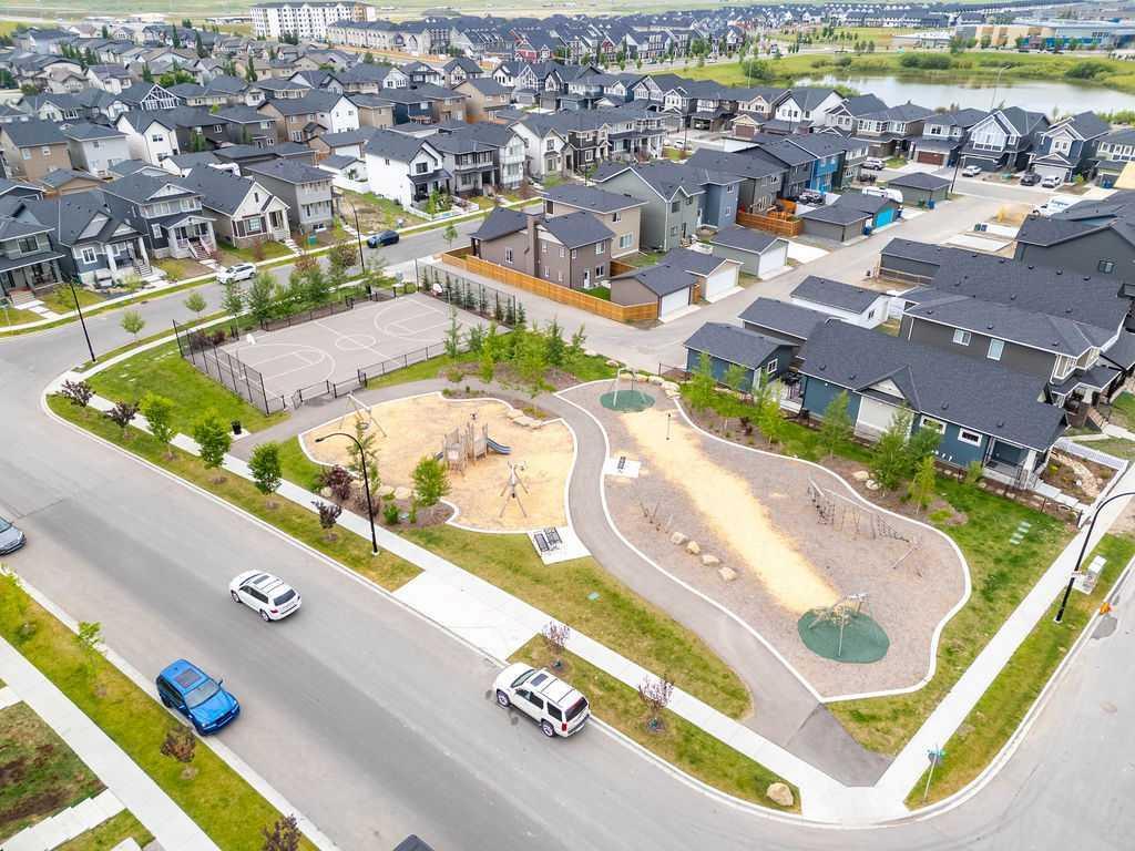 1025 Reynolds Crescent Sw Airdrie Alberta T4B 5L8 Coopers Crossing Home For Sale