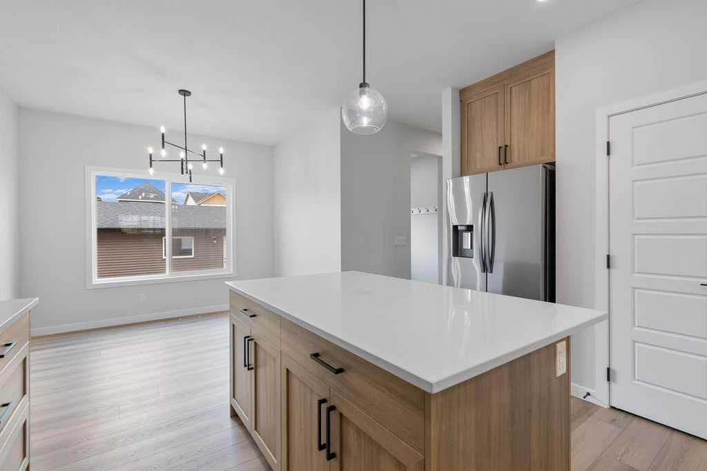 1025 Reynolds Crescent Sw Airdrie Alberta T4B 5L8 Coopers Crossing Home For Sale